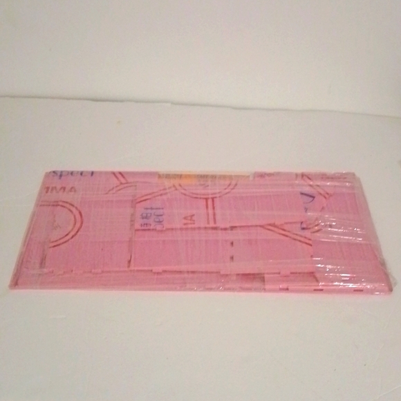 Lash Extension Pillow with shelf - Picture 4 of 4